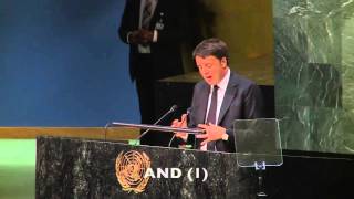 Renzi speaking english at the United Nations [upl. by Sirromal70]