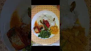 Simply yummy 😋  කරවලයි තෝර මාලුයි food bearcookbook lunch [upl. by Lienhard]