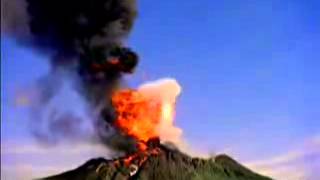 mauna loa world biggest volcano erupts amazing video [upl. by Kabab]