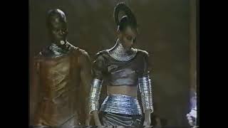 1988  Thierry Mugler show  Vintage fashion 1980s [upl. by Einwahr]