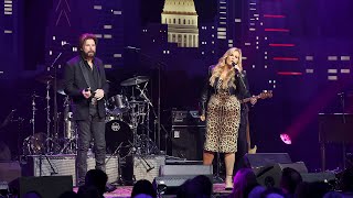 Trisha Yearwood and Ronnie Dunn on Austin City Limits quotIll Carry You Homequot [upl. by Perl]