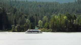 Houseboat on Sproat Lake Vancouver Island Canada [upl. by Seravat]