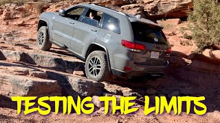 Jeep Grand Cherokee Trailhawk Hemi WK2 Off Road • Top of the World Badge of Honor in Moab UT [upl. by Kinata]