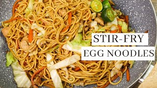 Simple Stir fry Egg Noodles With Chicken  Easy and Delicious [upl. by Downing]