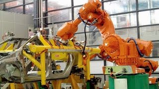 Robots en la industria automotriz  Metacampus [upl. by Athena]