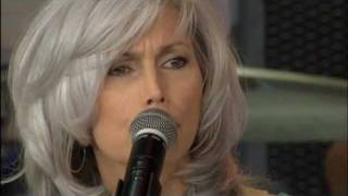 Emmylou Harris  Pancho and Lefty Live at Farm Aid 2003 [upl. by Husch]