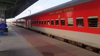 Proud of Jaipur  12956 JaipurMumbai Superfast Express crossing Dakaniya Talav [upl. by Loyce]