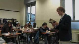 Dostoevskij in classe Alessandro DAvenia quotBianca come il latte rossa come il sanguequot [upl. by Yaker]