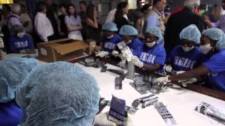 Haiti is open for Business Cliton visite 3 entreprises [upl. by Reteip]