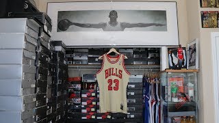 The Mitchell amp Ness Michael Jordan Authentic Gold Jersey [upl. by Haroppizt596]