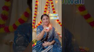 Diwali vibe 🪔🎆gulliblepoulami diwali diwalispecial diwalirangoli [upl. by Akeber]