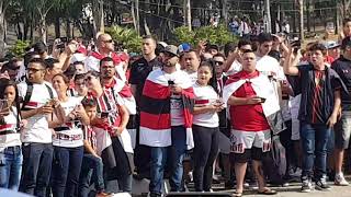 Chegada do SPFC ao MorumbiSPFC x CRUZEIRO 13082017 [upl. by Oguh]