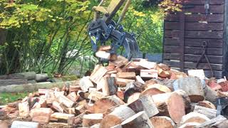 The Wood Splitter In Action [upl. by Mundford]