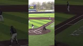 Hillsdale Chargers score on heads up baserunning [upl. by Deuno]