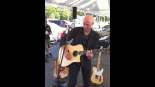 Matt Scannell of Vertical Horizon  Sunshine acoustic  West Islip NY [upl. by Boggers]