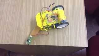 Edge Avoiding Robot without microcontroller [upl. by Gareri]