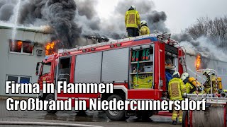 Großbrand in Niedercunnersdorf  Firma fällt Flammen zum Opfer [upl. by Enitsirhc]