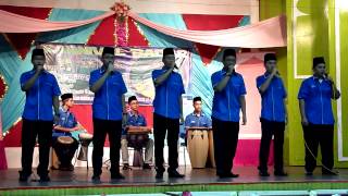 Show Nasyid Izdan di Malam Kesenian Islam SMKA Sultan Muhammad 2013 [upl. by Biddy]