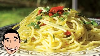 Spaghetti Aglio e Olio Recipe  How to Make Garlic Spaghetti [upl. by Luzader]