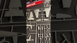 De Havilland Mosquito PR XVI 172 Airfix — whats in the box — a lot of detailed parts… [upl. by Norb]