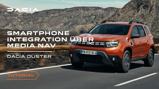 Der neue Dacia Duster 2023 So verwendest du die SmartphoneIntegration von Media Nav  DEUTSCH [upl. by Neelehtak554]