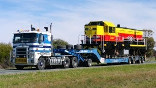 Australian Road Train  Hi Haul Kenworth K104B and CRLs 4911 [upl. by Miahc835]