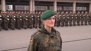 Protokollsoldat aus Leidenschaft  Zugführerin im Wachbataillon der Bundeswehr [upl. by Bortz]