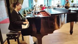 Martha Mier  quotJazz finalequot piano cover at Thon Hotel Lofonton [upl. by Siramed499]