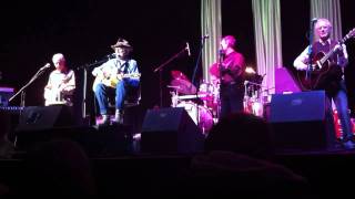 Don Williams  Honey I Still Do Live [upl. by Diane-Marie]