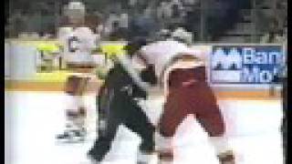 Marty McSorley vs Craig Berube Oct 6 1992 [upl. by Alik]