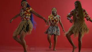 Angolan Traditional Dance on urban beats [upl. by Jaehne417]