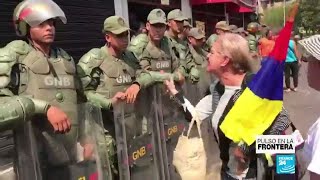 Choques y caos en el día D para la entrega de ayuda humanitaria en Venezuela [upl. by Xam721]