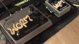 Electro Harmonix WORM shootout old versus new version [upl. by Granville100]