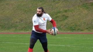 Rugby  Chabal publie une autobiographie polémique [upl. by Ithsav229]