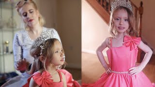 Pageant Mum Introduces Daughter Miss Diamond Kids Beauty Pageant  Toddlers amp Tiaras [upl. by Ojeitak906]