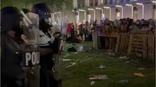 Chaos erupts as riot police clash with antiIsrael protesters at US university [upl. by Woo855]