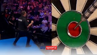 James Wades ICE COLD match winning bullseye 😮  World Grand Prix 2021 [upl. by Geralda]