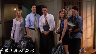 FRIENDS S02E03 The One Where Heckles Dies  Review [upl. by Ahsha]