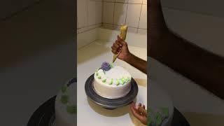 Simple and delicious cake decorating cake viralshort ytshorts [upl. by Tia]