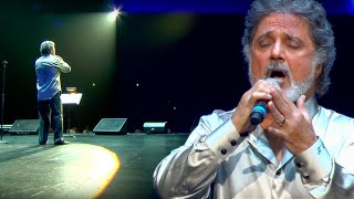 Dariush Gelayeh Live  داریوش گلایه  اجرای زنده  Official Video [upl. by Nnaeoj]