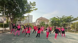 Menghapus Jejakmu   Improver   Choreo By Anggia Ridjal  Demo By Happy3 Line Dance [upl. by Einaeg]