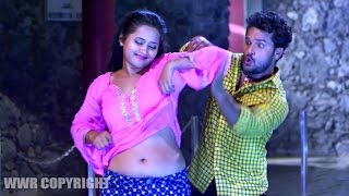 E Ka Humke Piyawle Re  Khesari Lal Yadav amp Kajal Raghwani  MEHANDI LAGA KE RAKHNA [upl. by Elletnwahs]