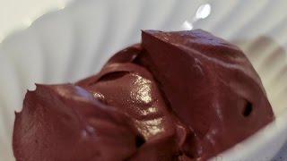 La Mousse al cioccolato e acqua vegana  La Casalinga e lo Scienziato  Scienza in Cucina [upl. by Kobi]