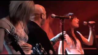 The Veronicas with Angry  Nice Boys Dont Play Rock n Roll [upl. by Trygve]