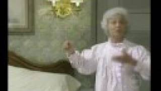 Estelle Getty Dies Age 84 [upl. by Sirenay]