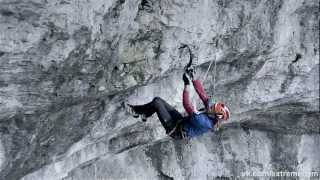 Robert Jasper gelingt mit IRONMAN MD 14 in Eptingen CH ein echtes Mixed amp Drytooling Highlight [upl. by Rimola]