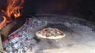 Pizza mit der Feuerschale  Pizzaofen Einsatz [upl. by Etterb]