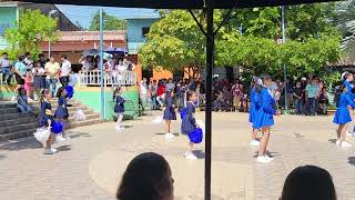 quotcachiporras del cesalrequot centro escolar sal luis de la reina hace su entrada al parque [upl. by Adamis59]