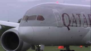 Qatar Airways Boeing 787 Flying During Farnborough Airshow 2012 [upl. by Zetnauq143]