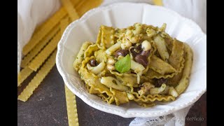 PASTA REGINETTE CON SEPPIE OLIVE TAGGIASCHE E PESTO [upl. by Sivert]